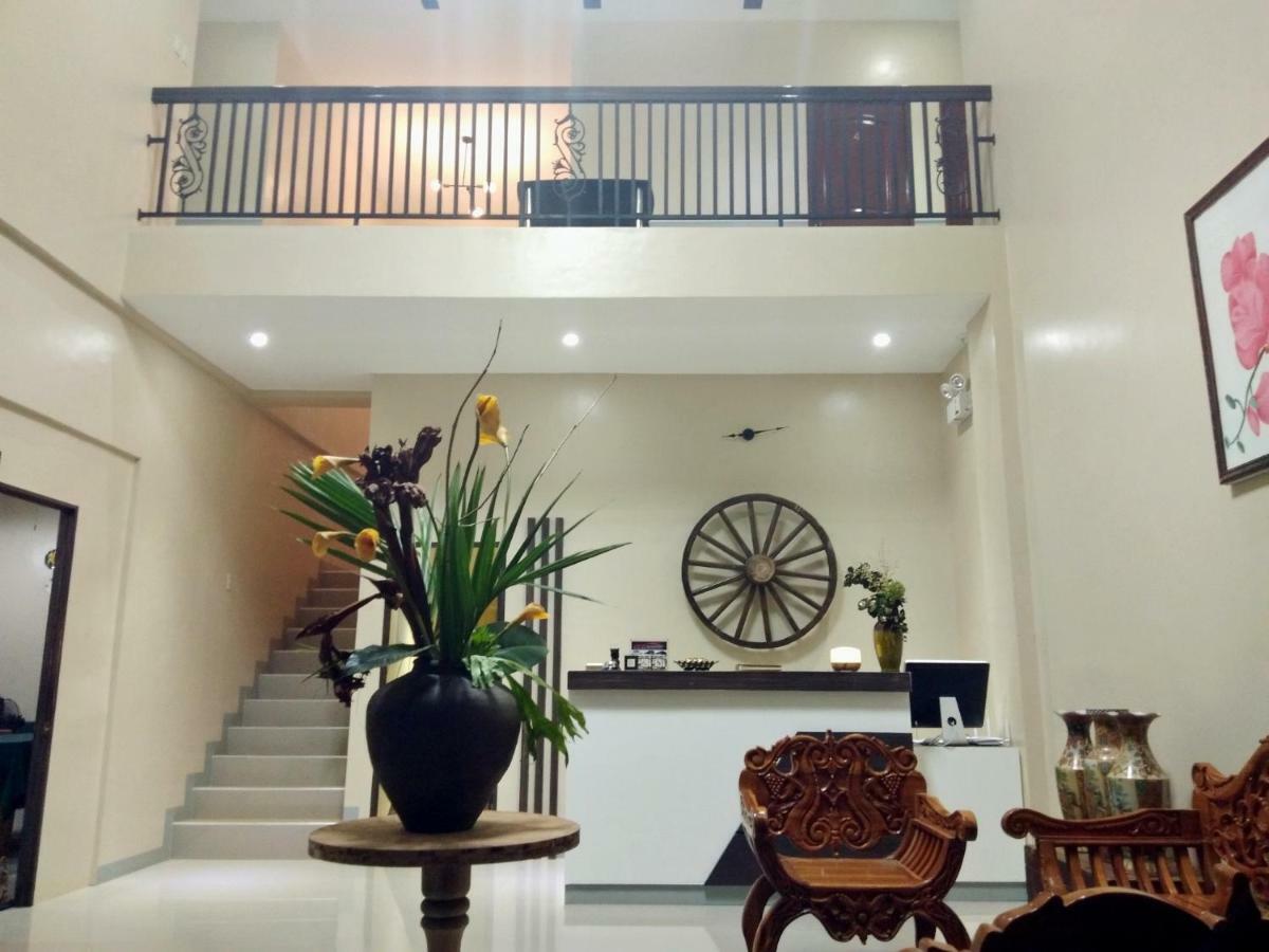 B&S Orchids Suites Hotel Dipolog Eksteriør billede