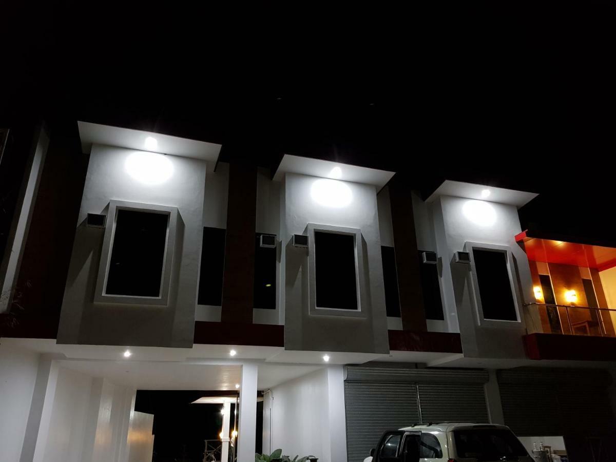 B&S Orchids Suites Hotel Dipolog Eksteriør billede