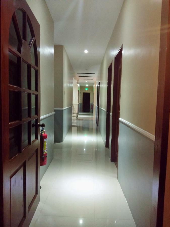 B&S Orchids Suites Hotel Dipolog Eksteriør billede