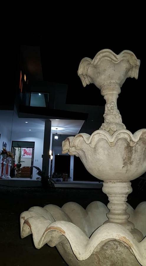 B&S Orchids Suites Hotel Dipolog Eksteriør billede