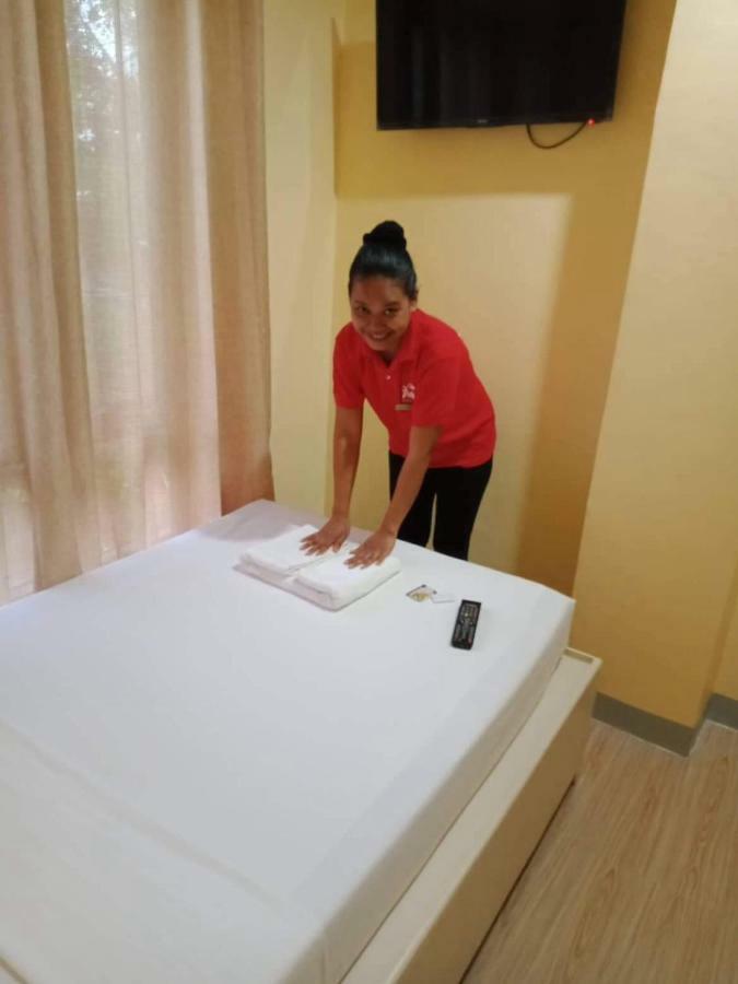 B&S Orchids Suites Hotel Dipolog Eksteriør billede
